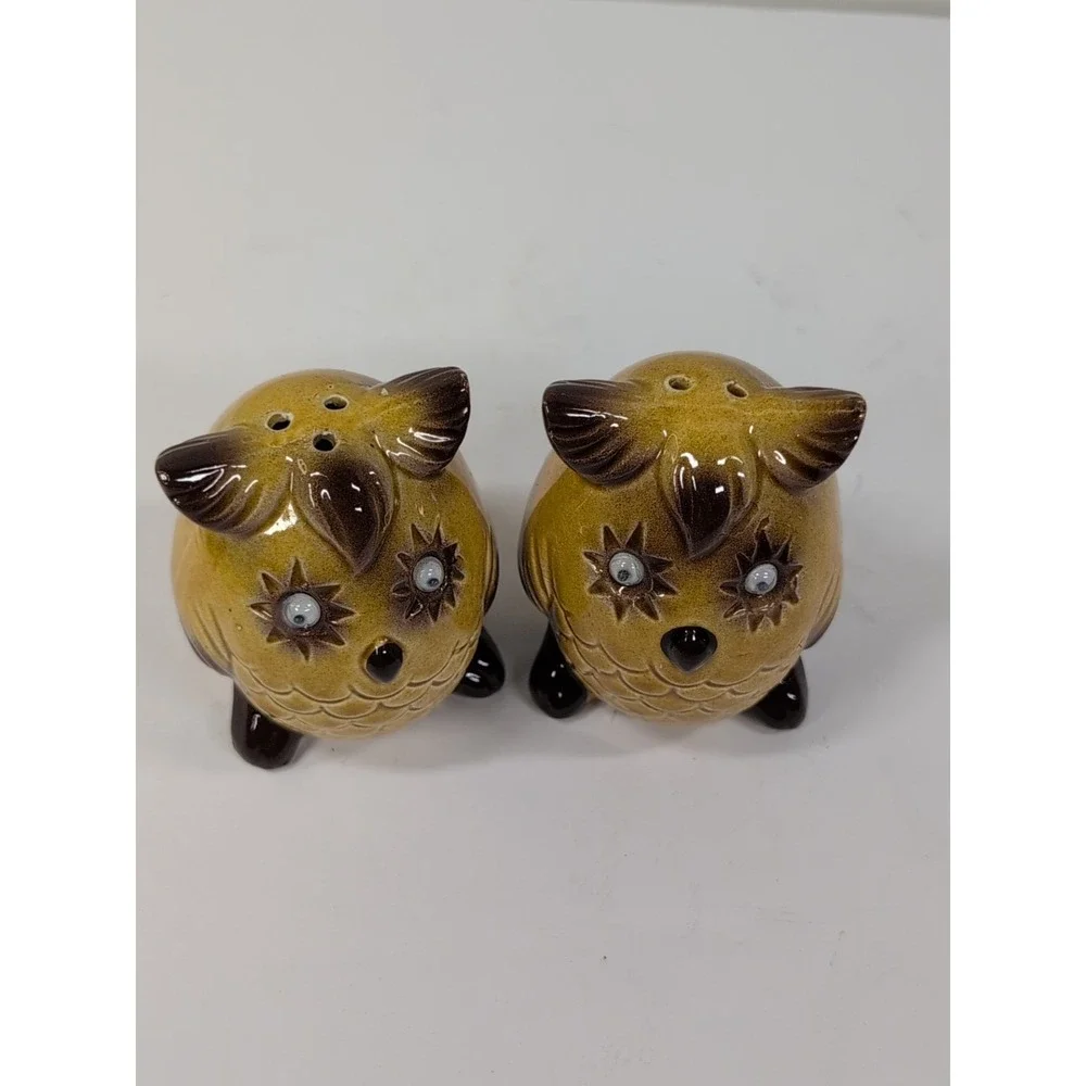 Vintage Brown Ceramic Owl Salt & Pepper Shakers 3